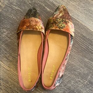 Bamboo Women's Artistic Multicolor Flats